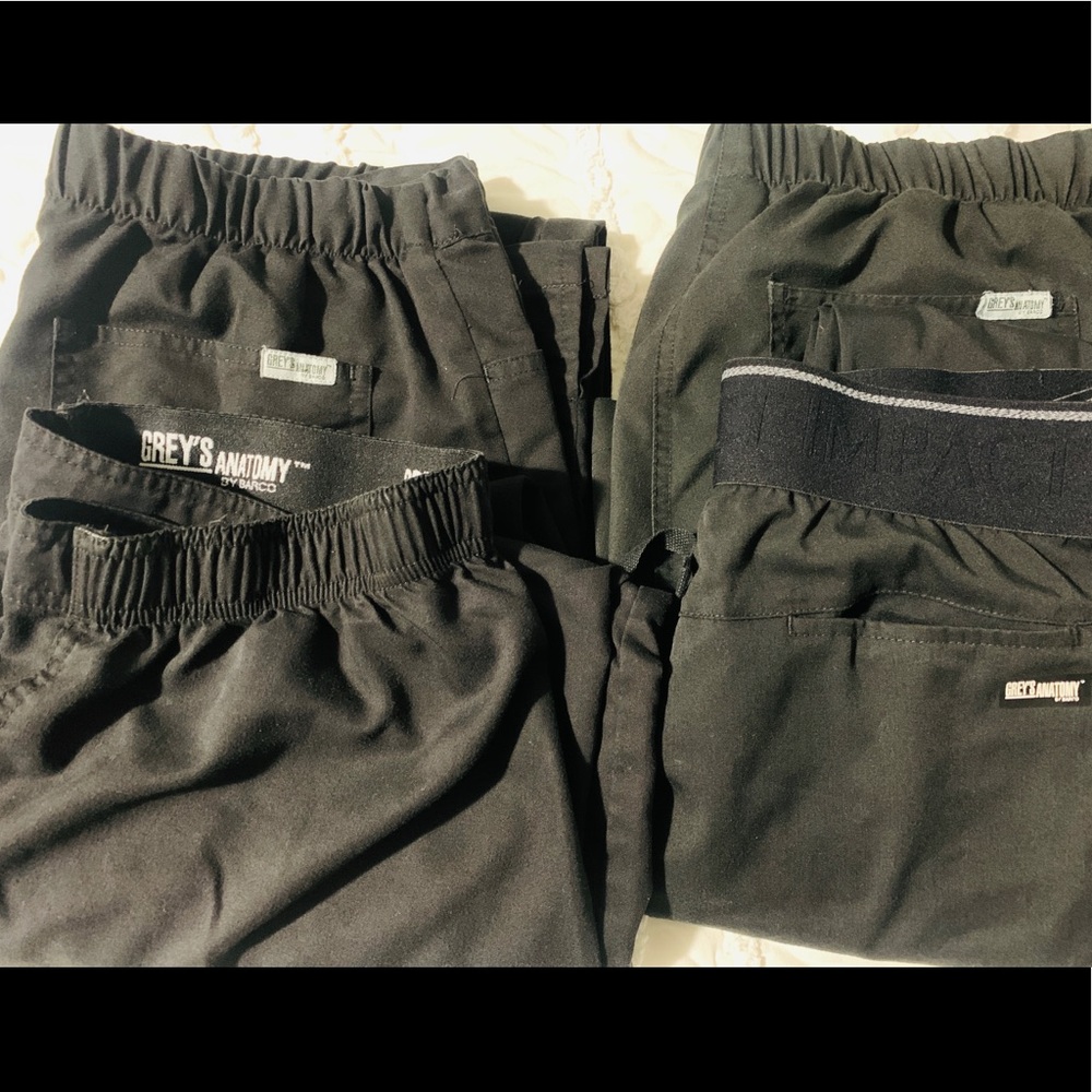 Grey'a Anatomy Scrubs